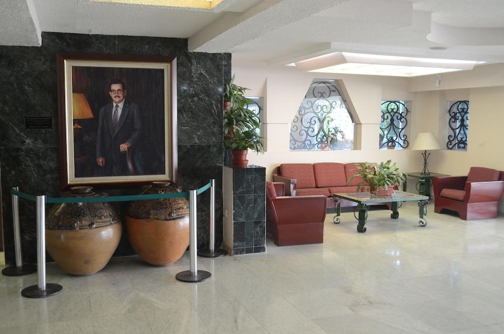 Hotel Maya Tabasco Виляермоса Екстериор снимка