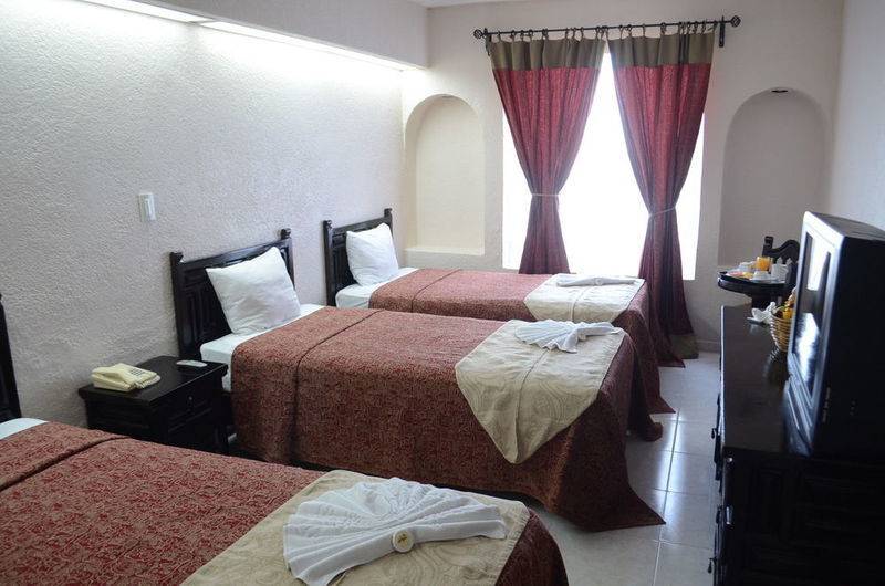 Hotel Maya Tabasco Виляермоса Екстериор снимка